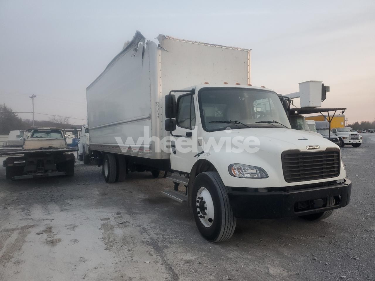 2022 FREIGHTLINER M2 106 MED - Box Truck (VIN 3ALACWFC4NDMV5193) main photo
