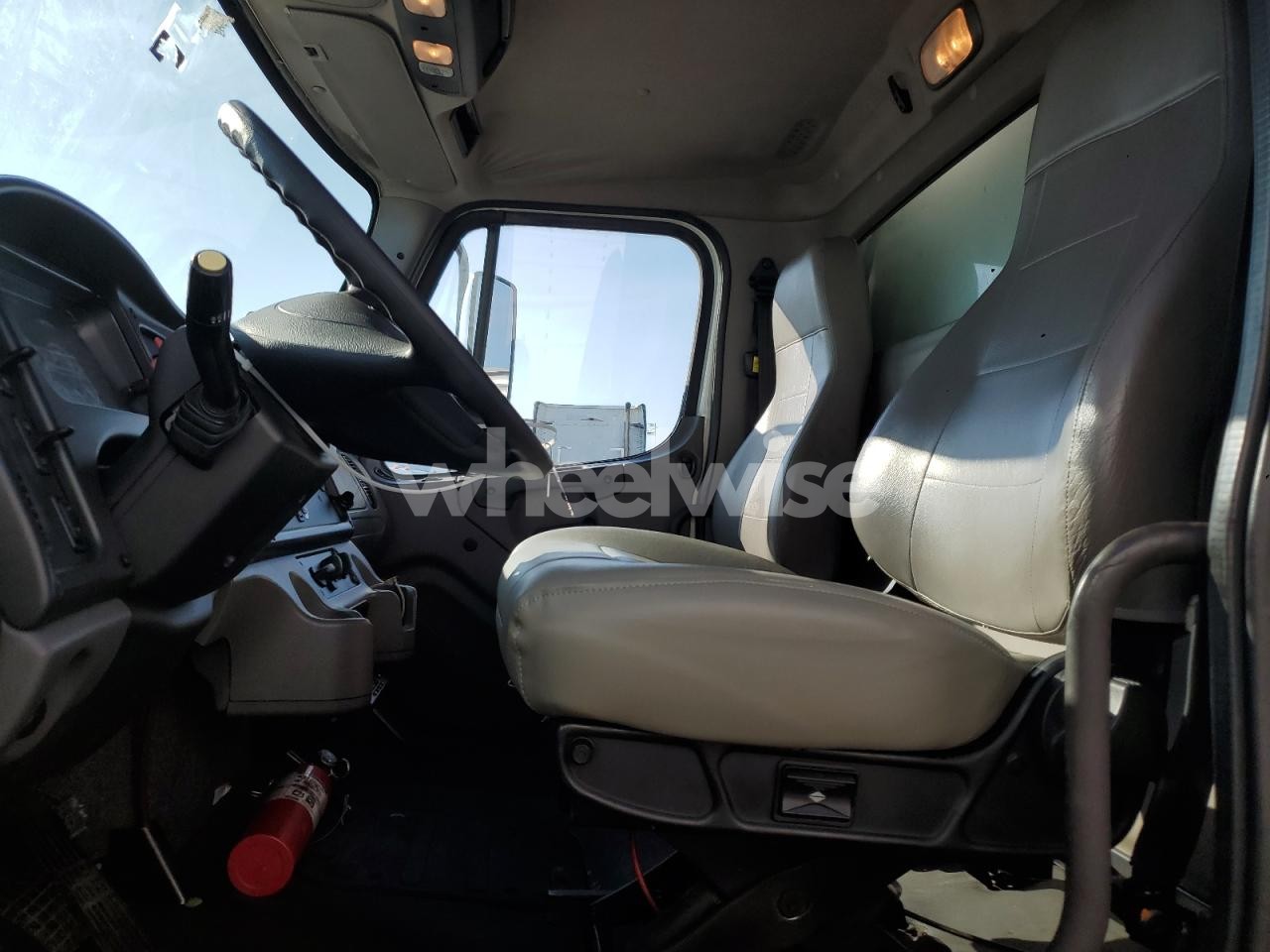 Photo 7 of 2018 FREIGHTLINER M2 106 MEDIUM DUTY (VIN 3ALACWFC6JDJN4497)