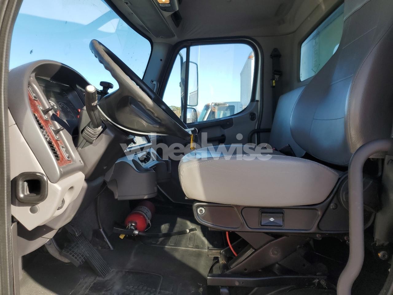 Photo 7 of 2018 FREIGHTLINER BUSINESS CLASS M2 BOX TRUCK (VIN 3ALACWFC9JDJH4254)
