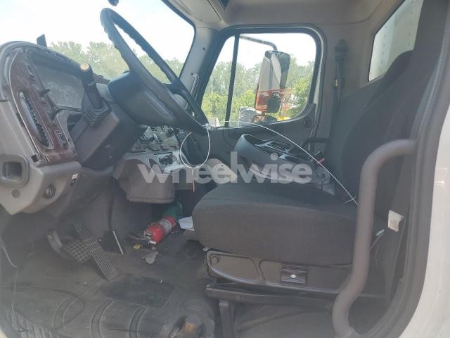 Photo 12 of 2019 FREIGHTLINER M2 106 MED - TRUCKS (VIN 3ALACWFCXKDKY4414)