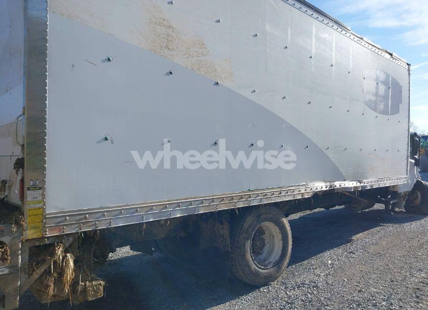 Photo 4 of 2022 Freightliner M2 106 (VIN 3ALACWFCXNDNF0790)