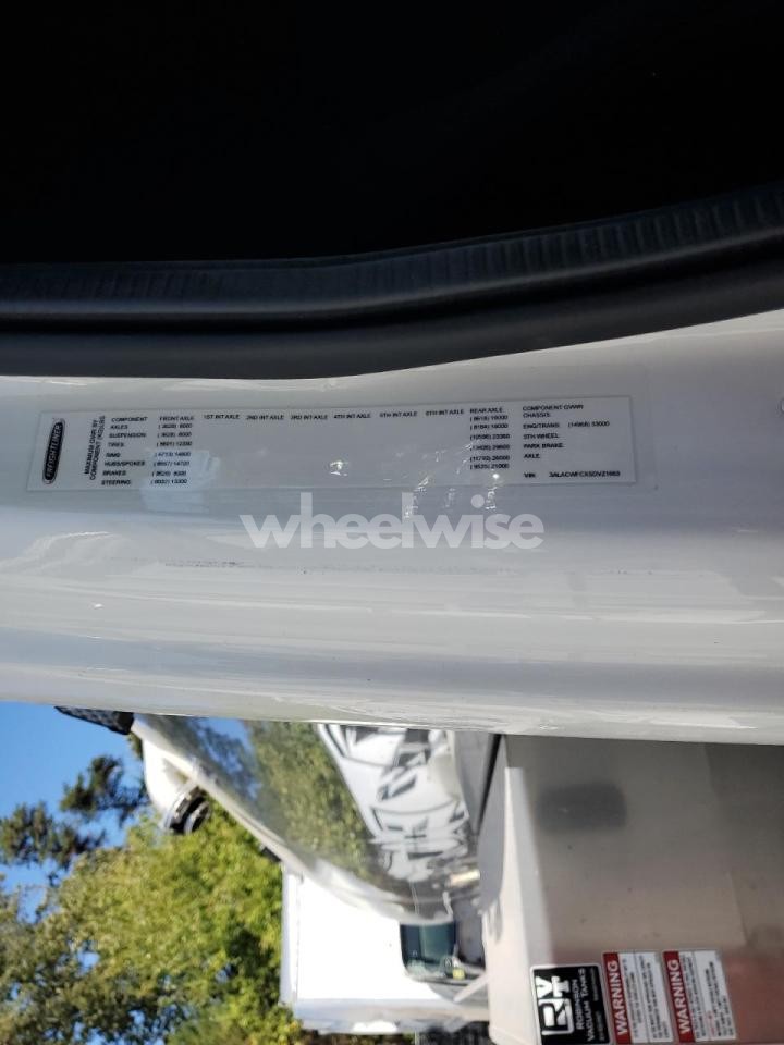 Photo 10 of 2025 FREIGHTLINER BUSINESS CLASS M2 VACUUM TRUCK (VIN 3ALACWFCXSDVZ1663)