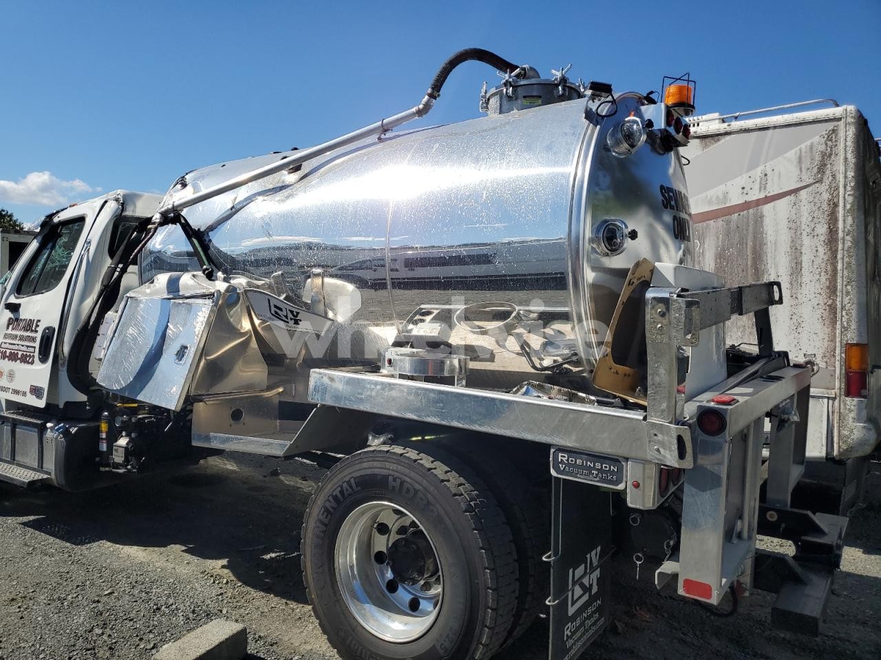 Photo 6 of 2025 FREIGHTLINER BUSINESS CLASS M2 VACUUM TRUCK (VIN 3ALACWFCXSDVZ1663)