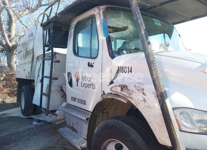 Photo 14 of 2018 Freightliner M2 106 (VIN 3ALACWFD1JDJK9872)