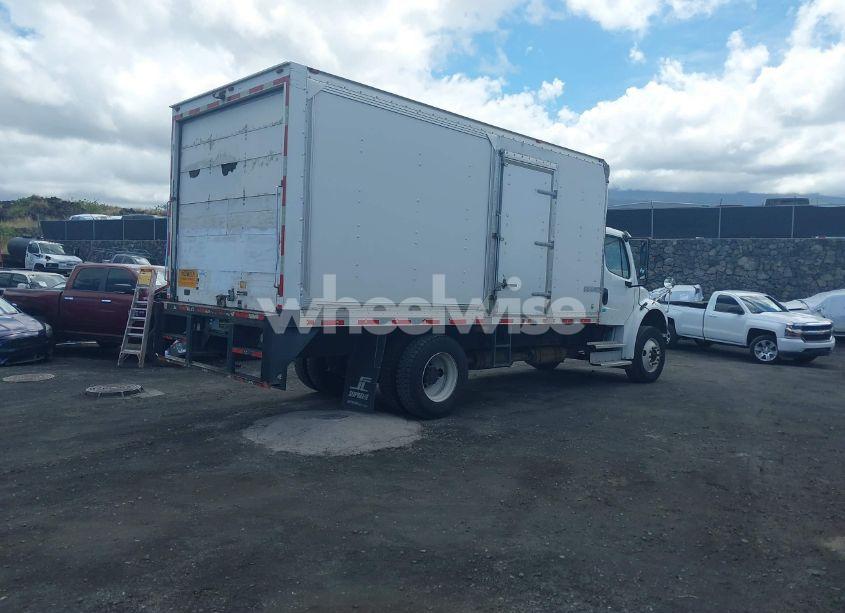 Photo 4 of 2017 Freightliner M2 106 (VIN 3ALACXCY8HDHZ2527)