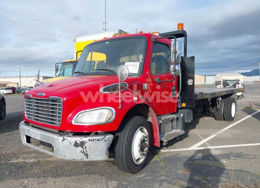 Photo 2 of 2016 Freightliner M2 106 MEDIUM DUTY (VIN 3ALACXDT1GDGT9361)
