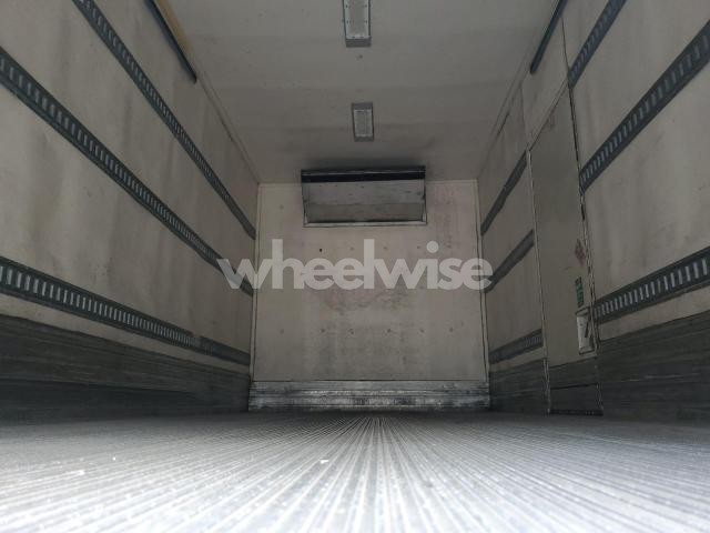 Photo 3 of 2015 FREIGHTLINER M2 106 MED - TRUCKS REFRIGERATED BOX TRUCK (VIN 3ALACXDT9FDGS9059)