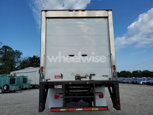 Photo 8 of 2015 FREIGHTLINER M2 106 MED - TRUCKS REFRIGERATED BOX TRUCK (VIN 3ALACXDT9FDGS9059)