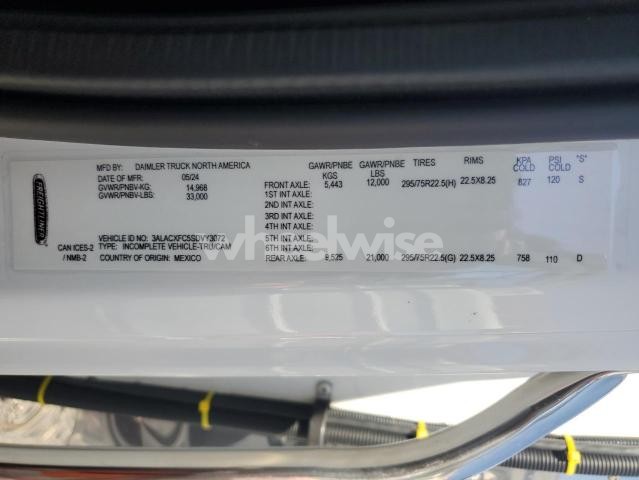 Photo 4 of 2025 FREIGHTLINER M2 REFRIGERATED TRUCK (VIN 3ALACXFC5SDVY3072)