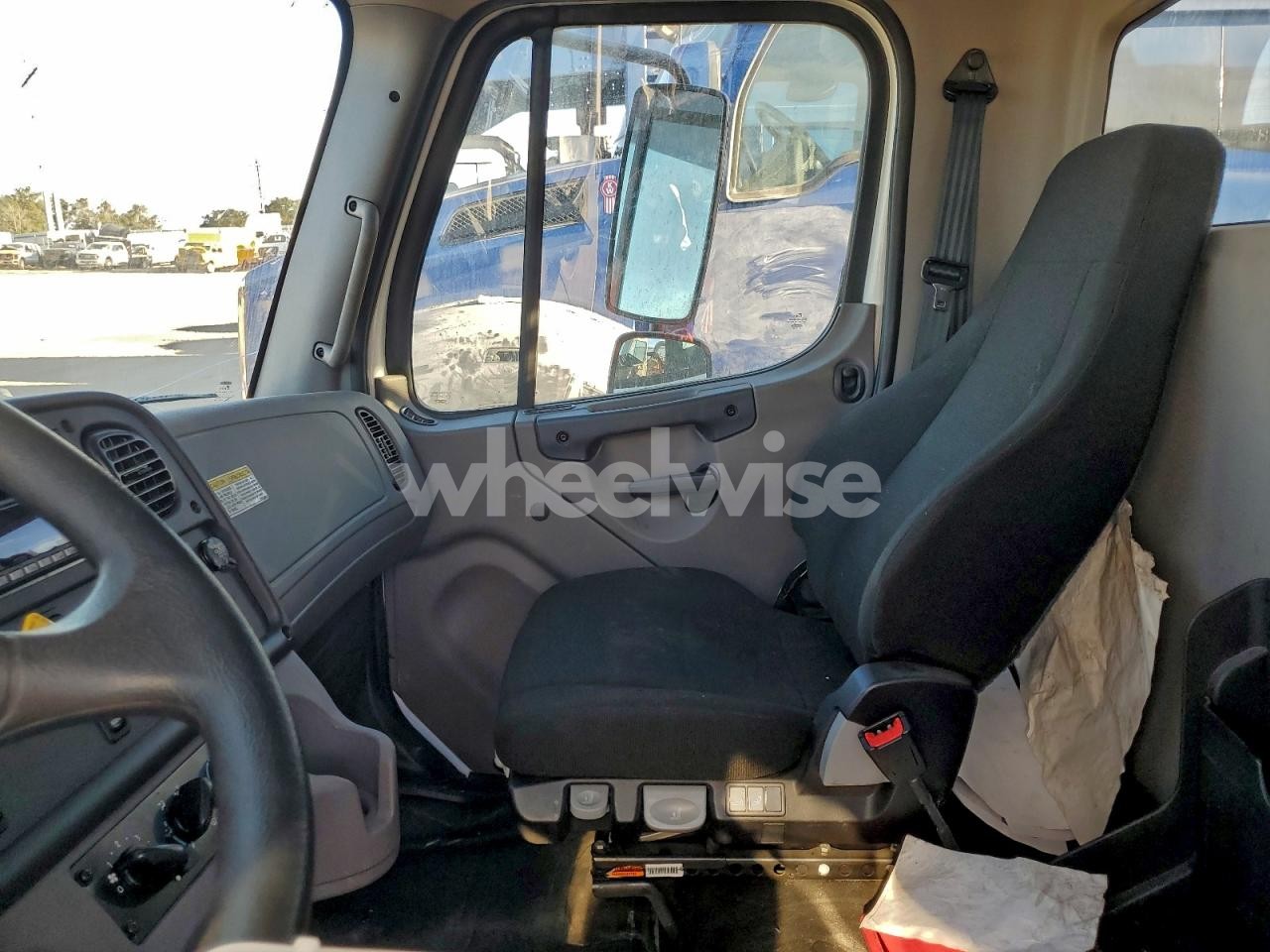 Photo 5 of 2024 FREIGHTLINER BUSINESS CLASS M2 CRANE TRUCK (VIN 3ALACXFC9RDUY0991)