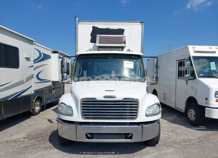 Photo 11 of 2018 Freightliner M2 106 (VIN 3ALACXFCXJDJV7750)