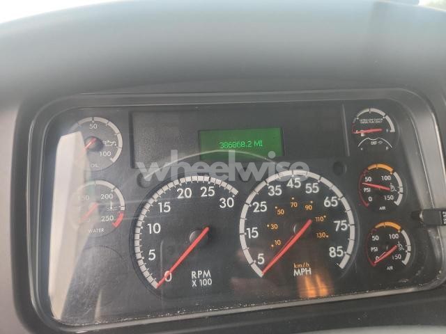 Photo 9 of 2017 FREIGHTLINER BUSINESS CLASS M2 REFRIGERATED TRUCK (VIN 3ALHCYCY5HDJF0571)