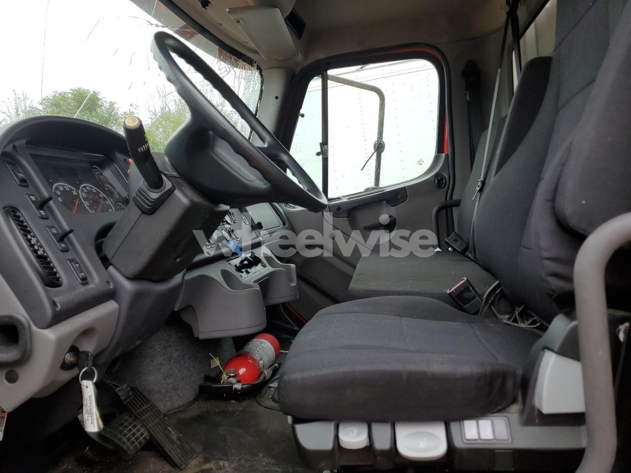 Photo 7 of 2024 FREIGHTLINER M2 106 MEDIUM DUTY (VIN 3ALHCYFE8RDUV3805)