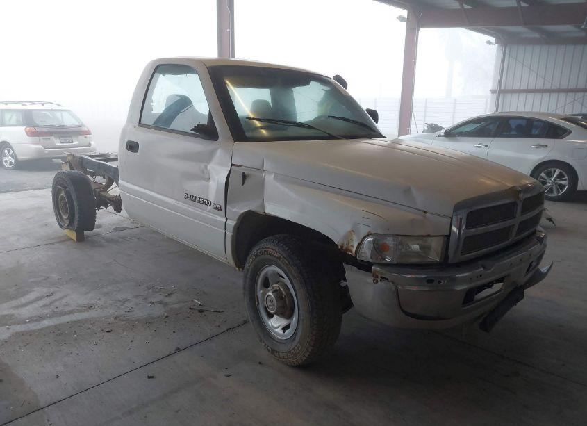 2001 Dodge Ram 2500 ST (VIN 3B6KC26Z41M271034) main photo