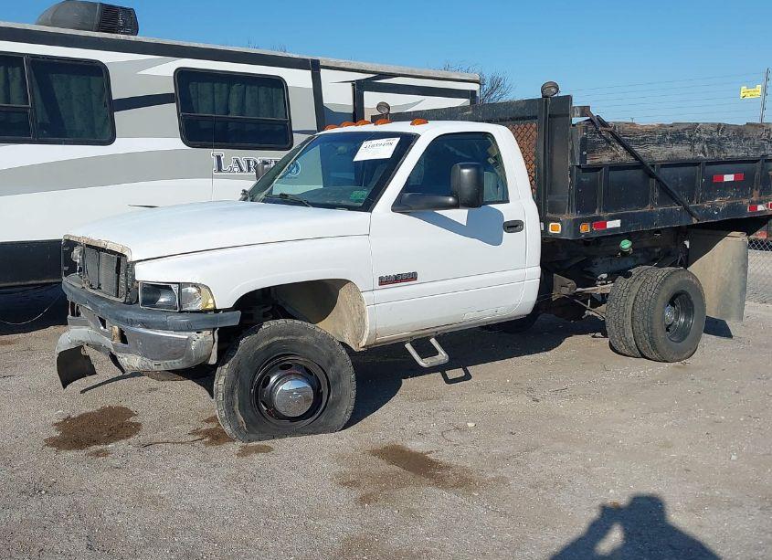 Photo 2 of 2001 Dodge Ram 3500 ST (VIN 3B6MC36651M257731)