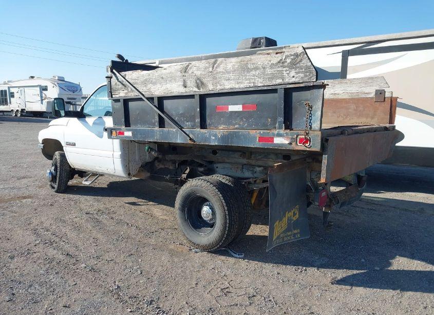 Photo 3 of 2001 Dodge Ram 3500 ST (VIN 3B6MC36651M257731)