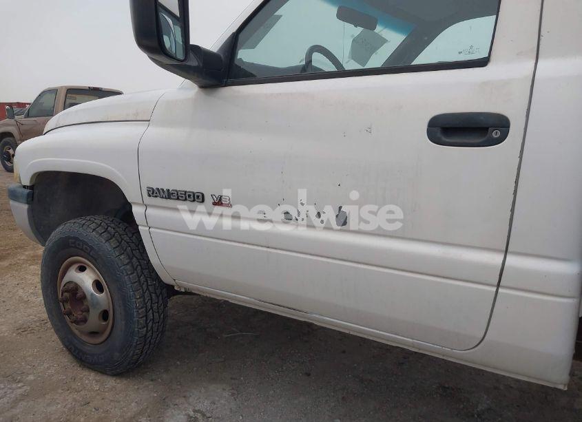 Photo 11 of 2001 Dodge Ram 3500 ST (VIN 3B6MF36551M581826)