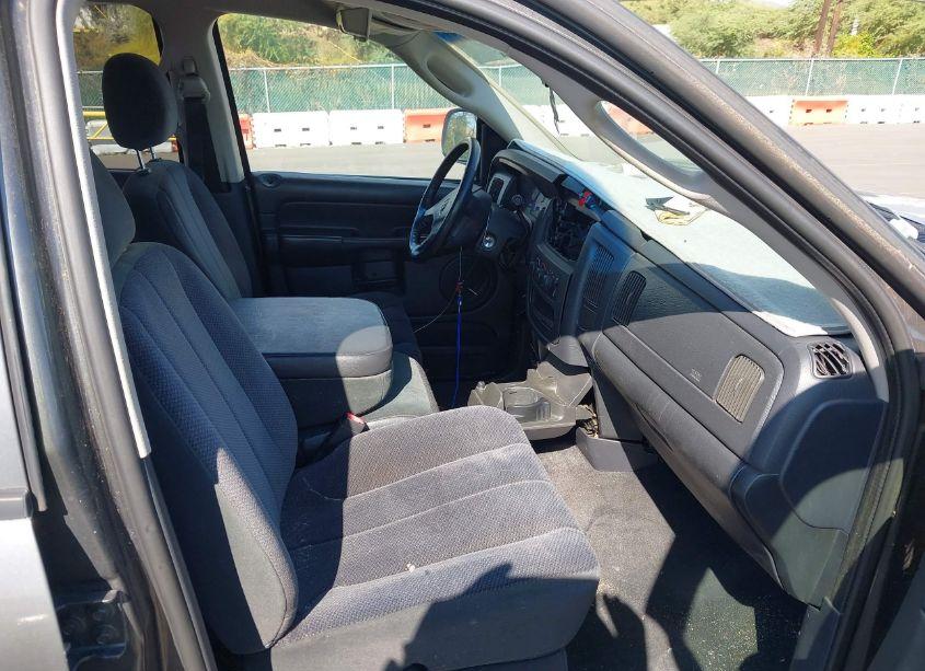 Photo 5 of 2002 Dodge Ram 1500 (VIN 3B7HA18N22G100945)