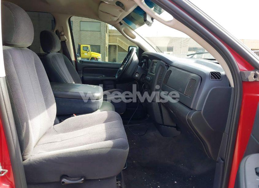 Photo 5 of 2002 Dodge Ram 1500 ST (VIN 3B7HA18N52G102155)