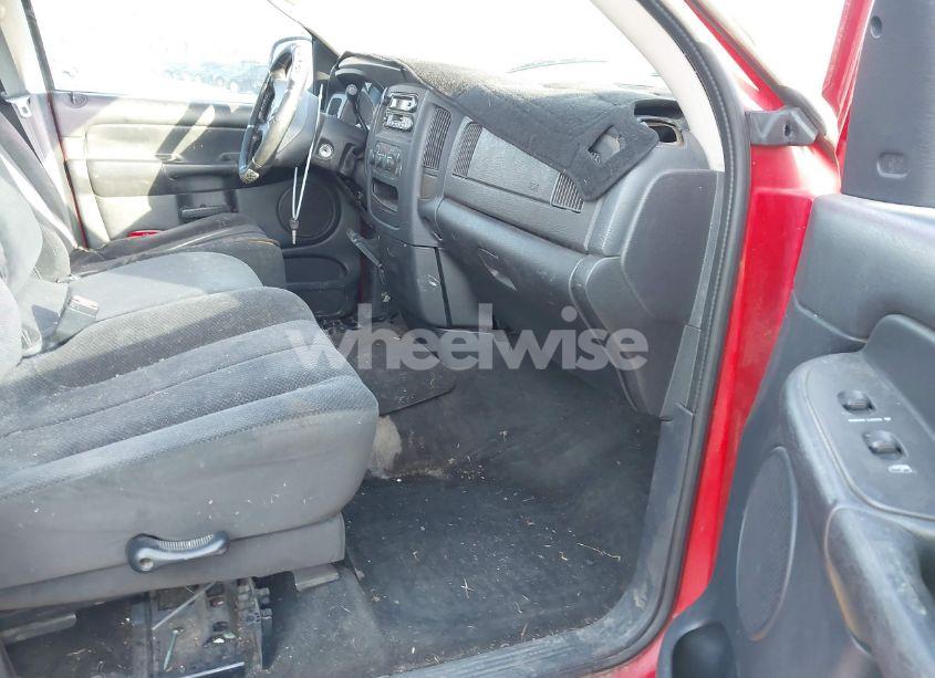 Photo 5 of 2002 Dodge Ram 1500 ST (VIN 3B7HA18N82G103865)