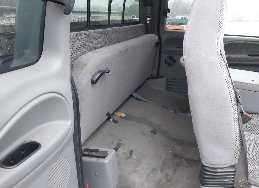 Photo 8 of 2001 Dodge Ram 1500 ST (VIN 3B7HC13Y01G228353)