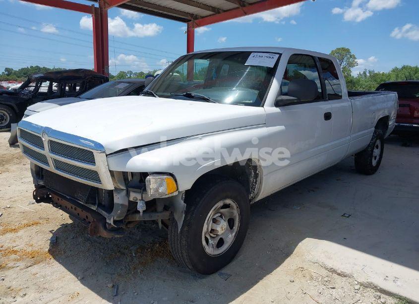 Photo 2 of 2001 Dodge Ram 1500 ST (VIN 3B7HC13Y01G247551)