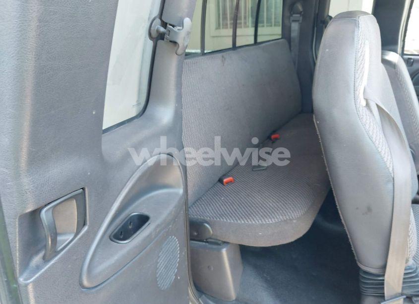 Photo 8 of 2001 Dodge Ram 1500 ST (VIN 3B7HC13Y01G247551)