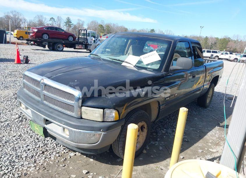 Photo 2 of 2001 Dodge Ram 1500 ST (VIN 3B7HC13Y11G712385)