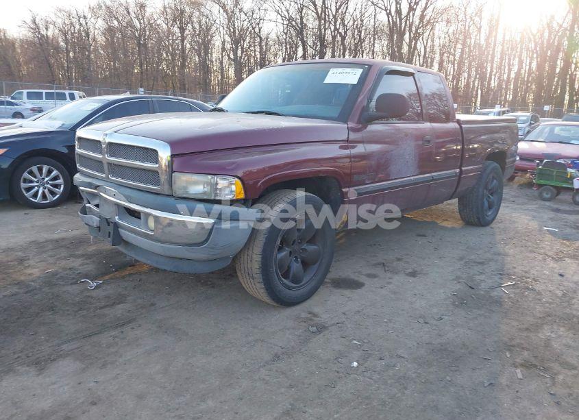 Photo 2 of 2000 Dodge Ram 1500 ST (VIN 3B7HC13Y2YM202185)