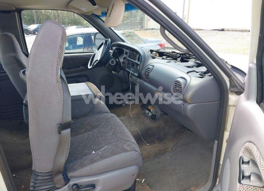 Photo 5 of 1998 Dodge Ram 1500 ST (VIN 3B7HC13Y3WG180371)