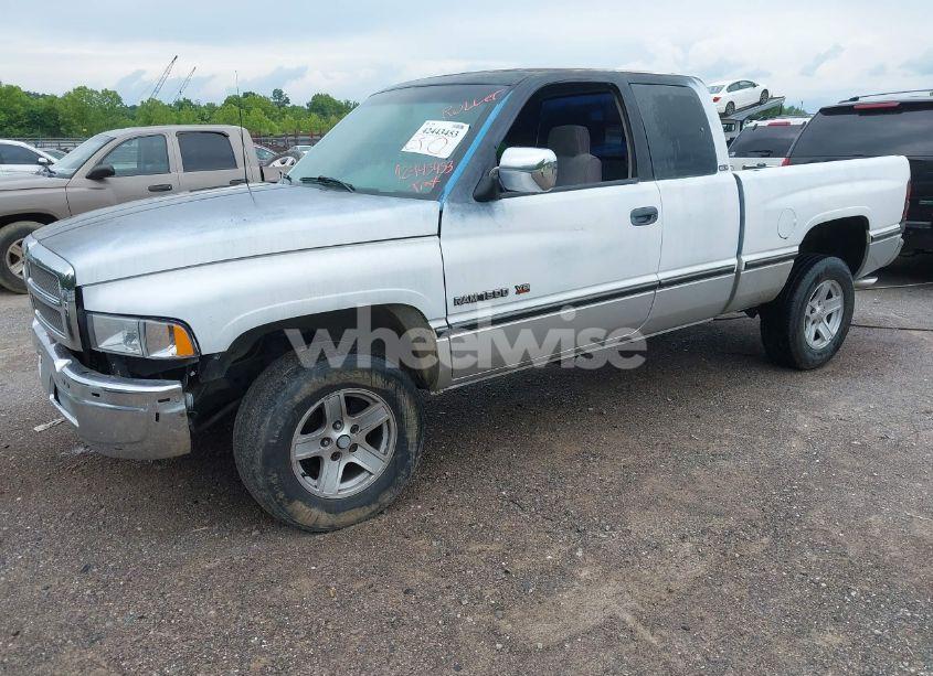 Photo 2 of 1996 Dodge Ram 1500 (VIN 3B7HC13Y6TG180182)