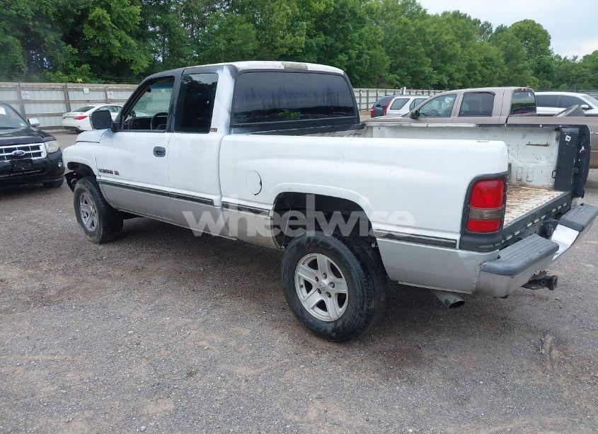 Photo 3 of 1996 Dodge Ram 1500 (VIN 3B7HC13Y6TG180182)
