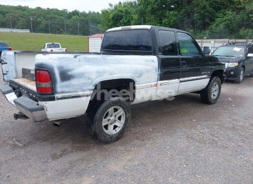 Photo 4 of 1996 Dodge Ram 1500 (VIN 3B7HC13Y6TG180182)