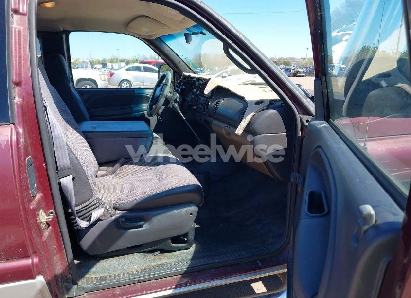 Photo 5 of 2001 Dodge Ram 1500 ST (VIN 3B7HC13Y71G771067)