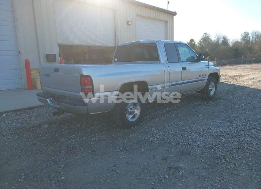Photo 4 of 2001 Dodge Ram 1500 ST (VIN 3B7HC13Y81G728857)