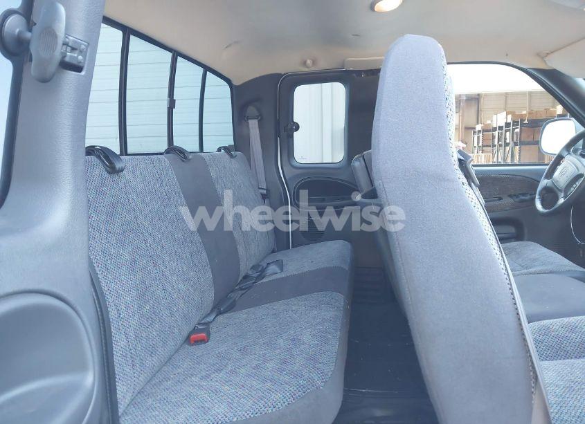 Photo 8 of 2001 Dodge Ram 1500 ST (VIN 3B7HC13Y81G728857)