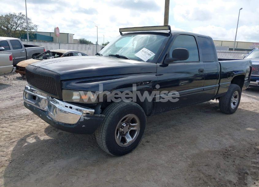 Photo 2 of 2001 Dodge Ram 1500 ST (VIN 3B7HC13Y81M577651)