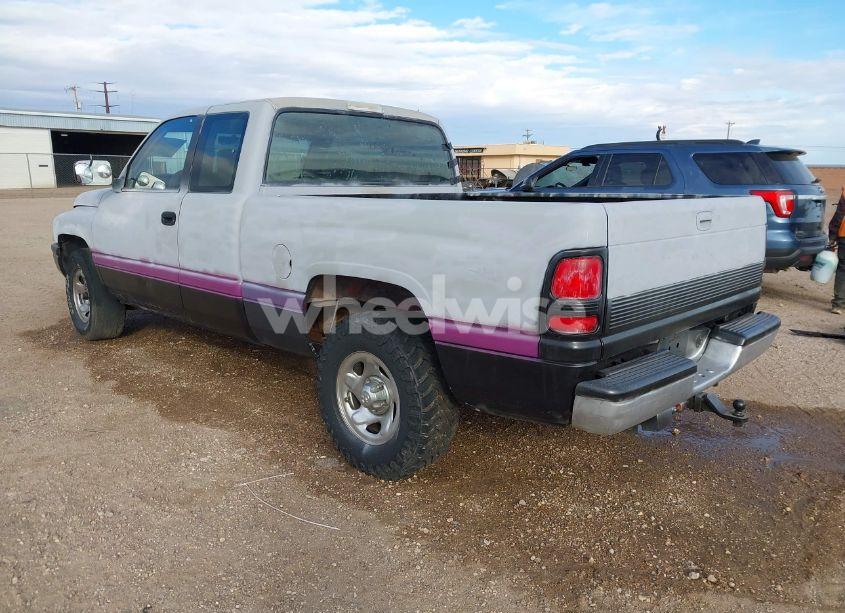 Photo 3 of 1996 Dodge Ram 1500 (VIN 3B7HC13Y8TG116788)