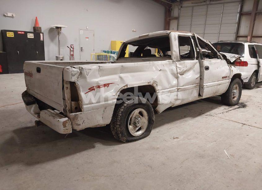 Photo 4 of 1996 Dodge Ram 1500 (VIN 3B7HC13Y9TG164686)