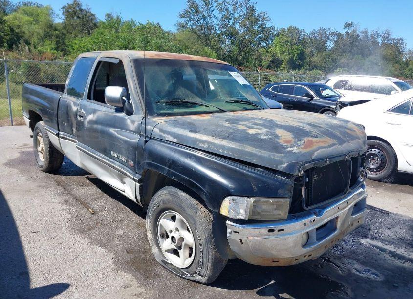 1996 Dodge Ram 1500 (VIN 3B7HC13YXTG157939) main photo