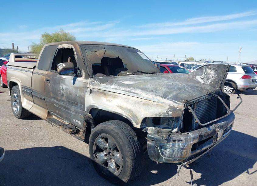 1996 Dodge Ram 1500 (VIN 3B7HC13Z0TM112941) main photo