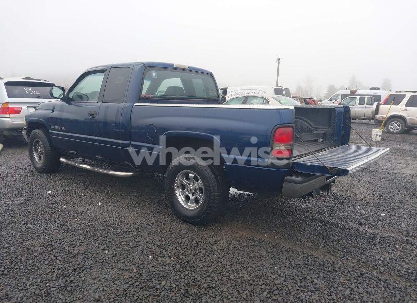 Photo 3 of 2001 Dodge Ram 1500 ST (VIN 3B7HC13Z11M296543)