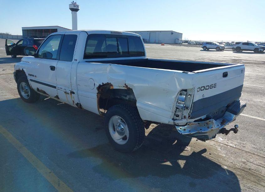 Photo 3 of 2001 Dodge Ram 1500 ST (VIN 3B7HC13Z21G174014)