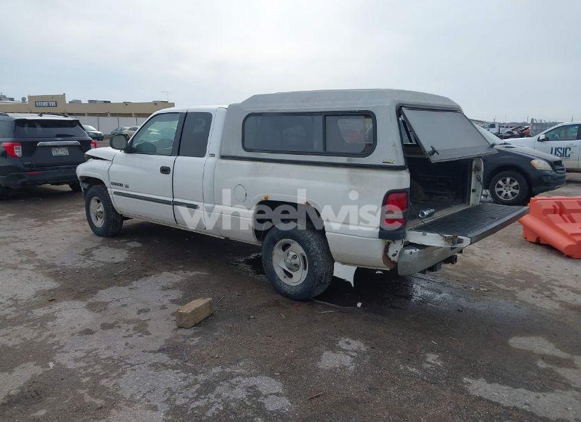 Photo 3 of 2001 Dodge Ram 1500 ST (VIN 3B7HC13Z41M506035)