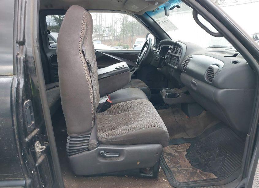 Photo 5 of 2001 Dodge Ram 1500 (VIN 3B7HC13Z51G791133)