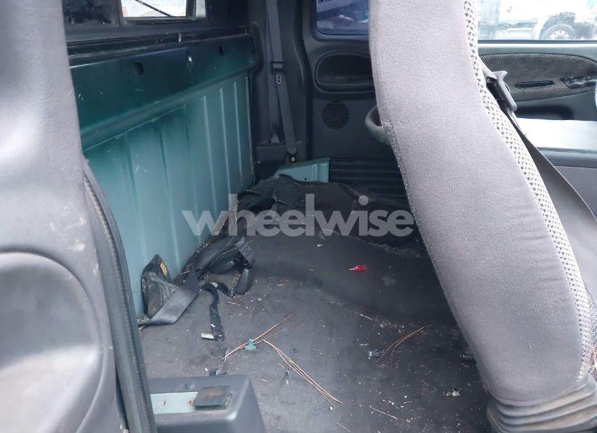 Photo 8 of 2000 Dodge Ram 1500 ST (VIN 3B7HC13Z6YG120189)