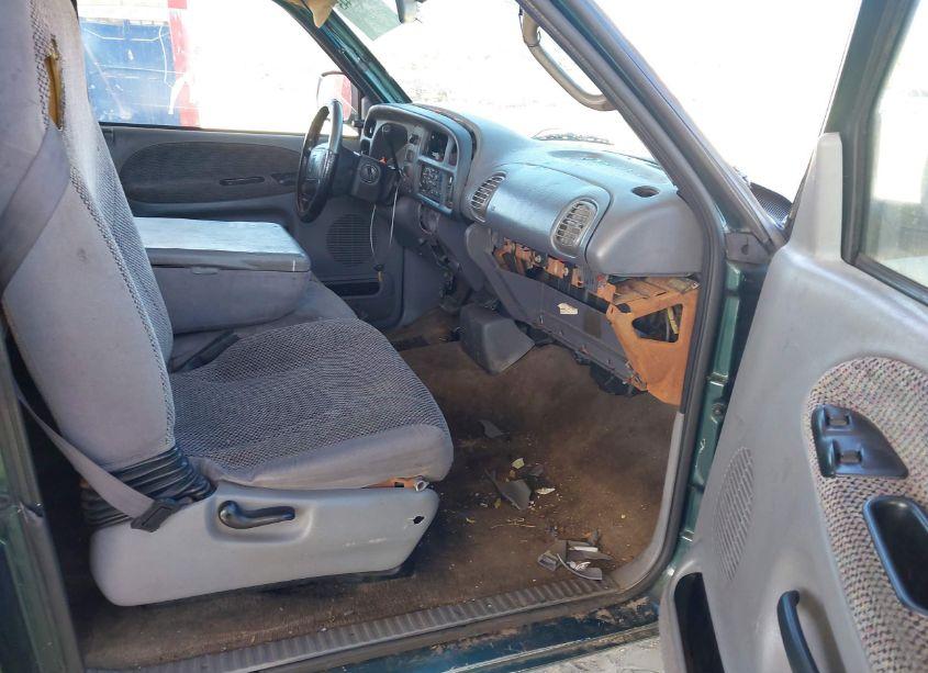 Photo 5 of 2001 Dodge Ram 1500 ST (VIN 3B7HC13Z81G752066)