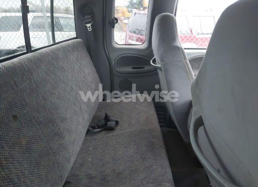 Photo 8 of 2000 Dodge Ram 1500 ST (VIN 3B7HC13Z8YM207318)