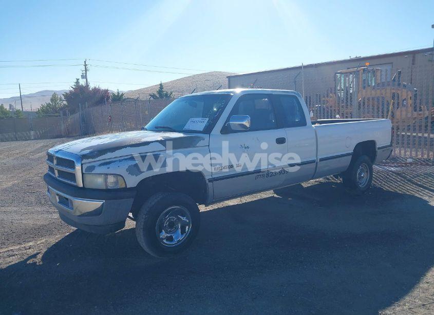 Photo 2 of 1996 Dodge Ram 1500 (VIN 3B7HF13Y1TG116204)