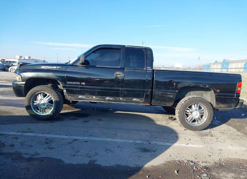 Photo 15 of 2001 Dodge Ram 1500 ST (VIN 3B7HF13Y31G704652)